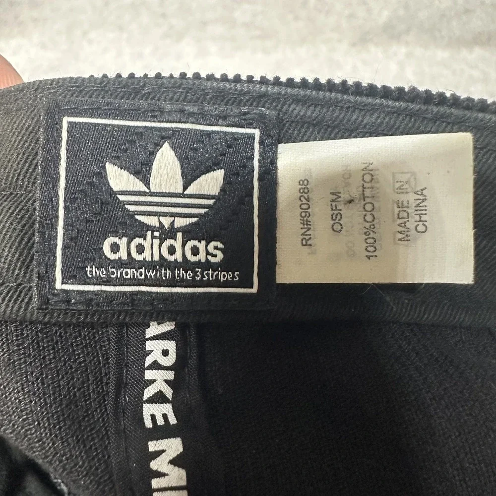 Adidas Hat Cap Strap Back Corduroy Black Trefoil Embroidered Mens‎ One Size Logo
